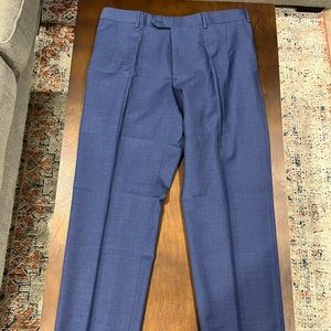 GORGEOUS BRIONI DRESS PANTS